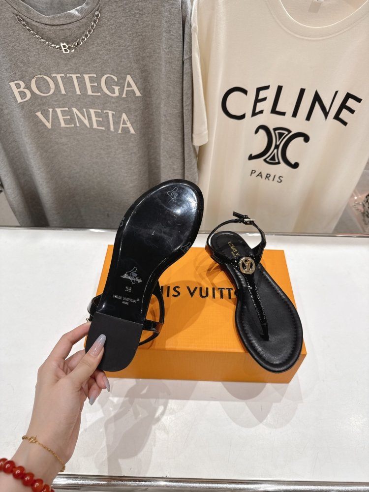 Sandals women's фото 9