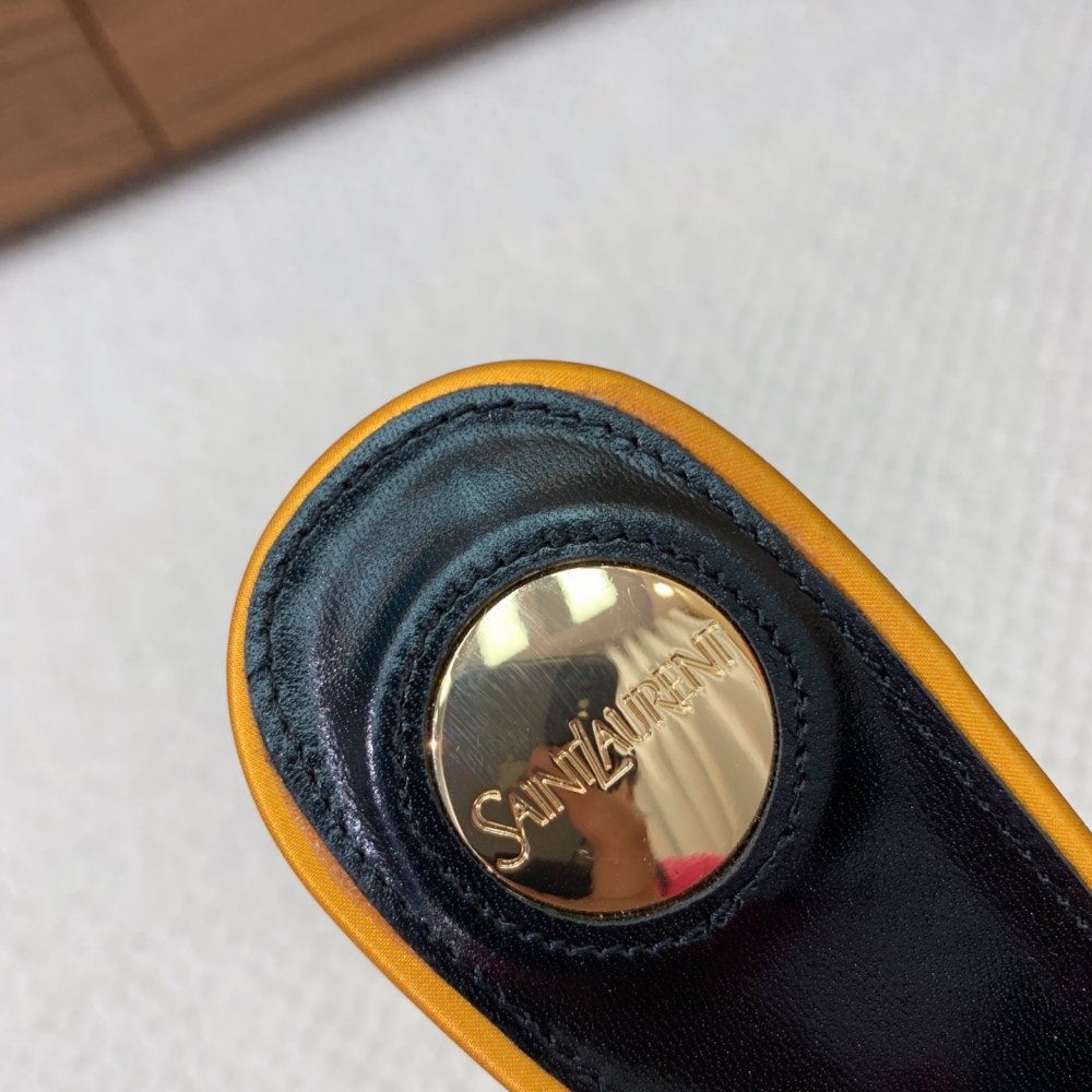 Босоножки фото 8