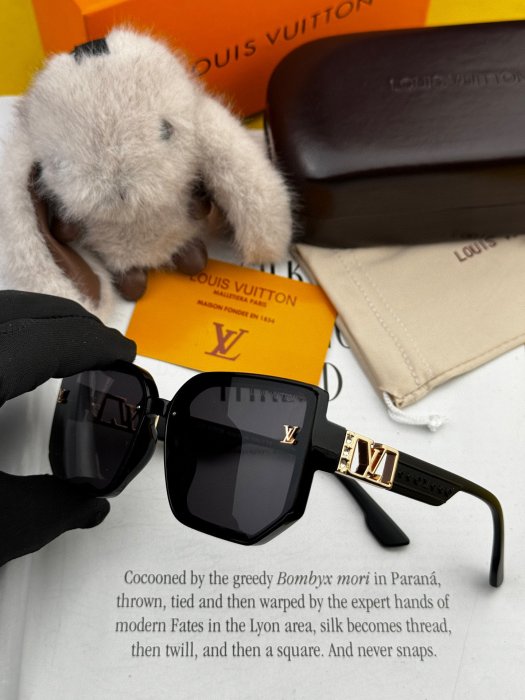 Очки солнцезащитные L8130 фото 5