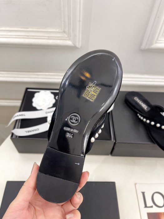 Шлепанцы фото 9