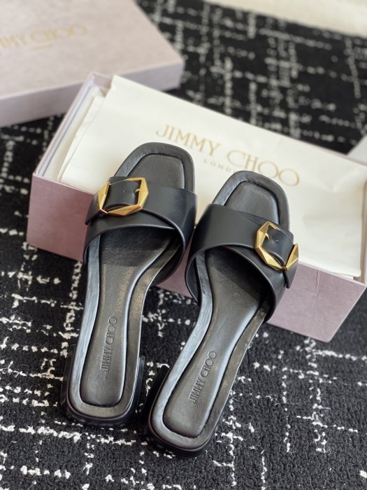 Босоножки фото 4