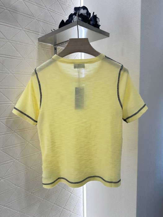 T-shirt women's фото 2