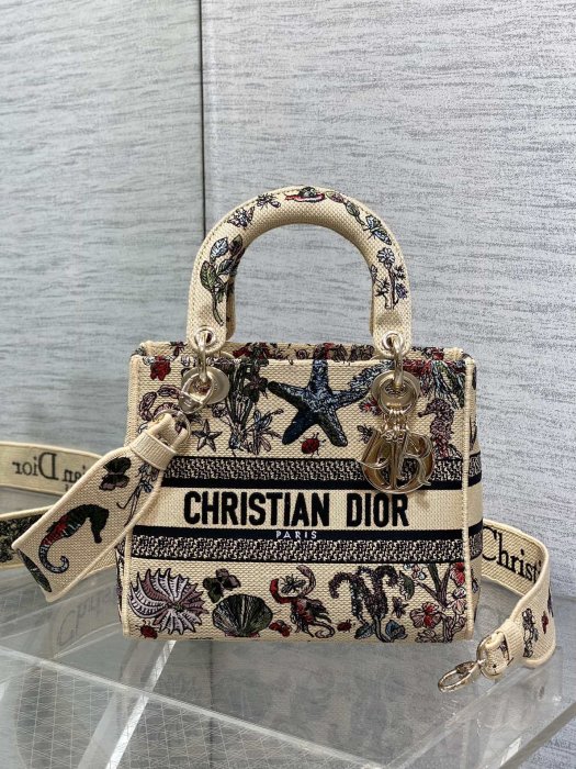 Сумка Lady Dior 24 см