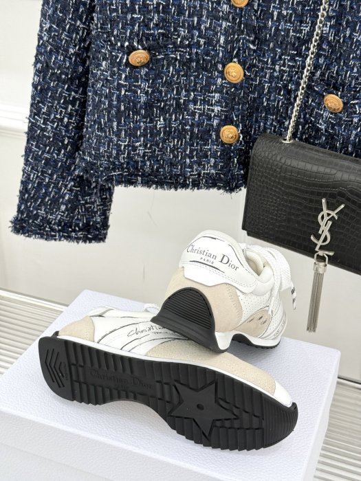 Кроссовки фото 9