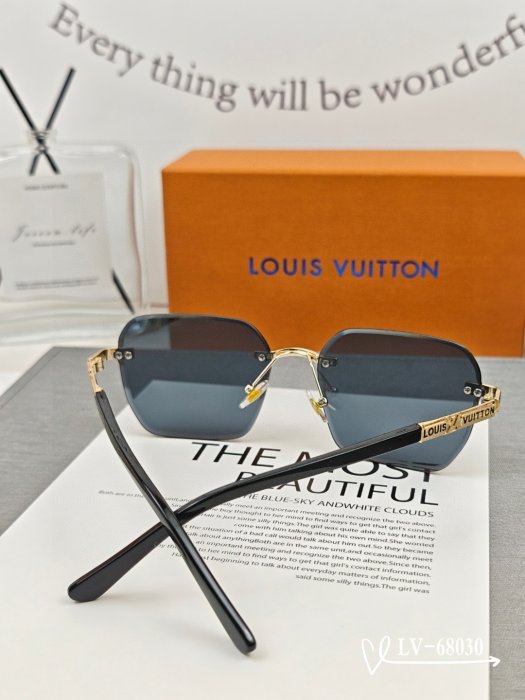 Очки солнцезащитные фото 8