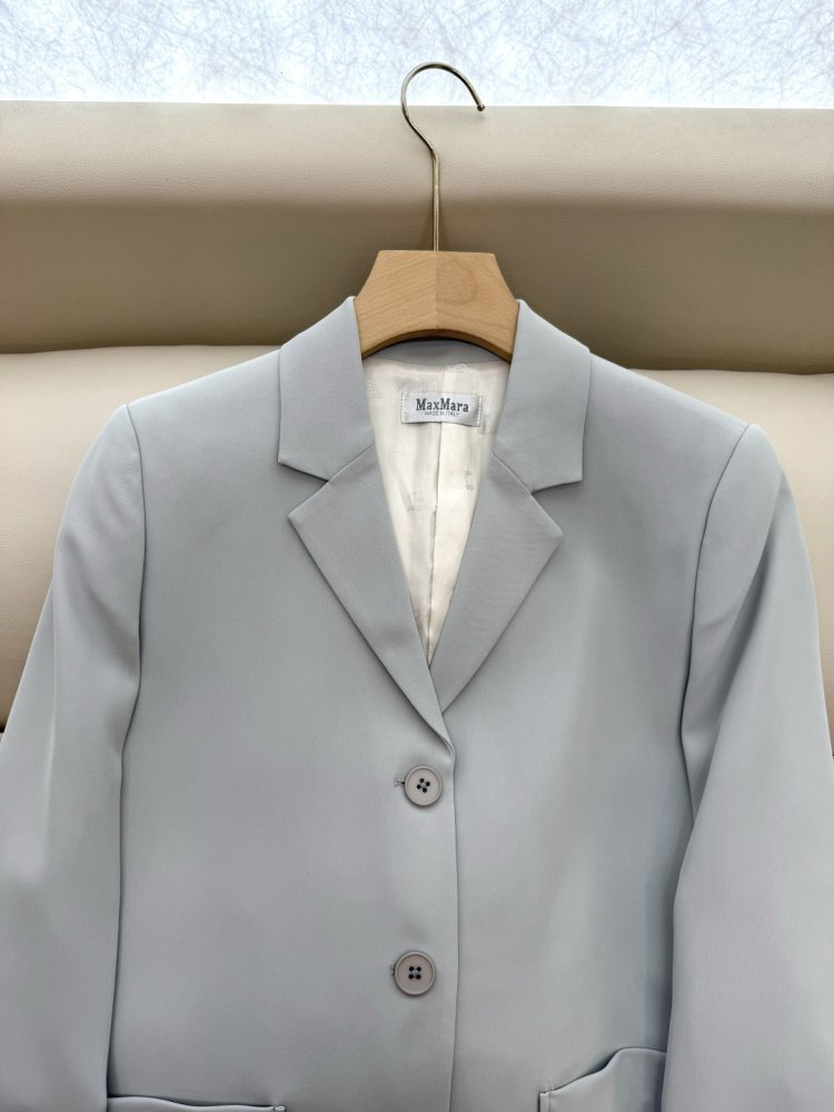 Костюм жіночий фото 7