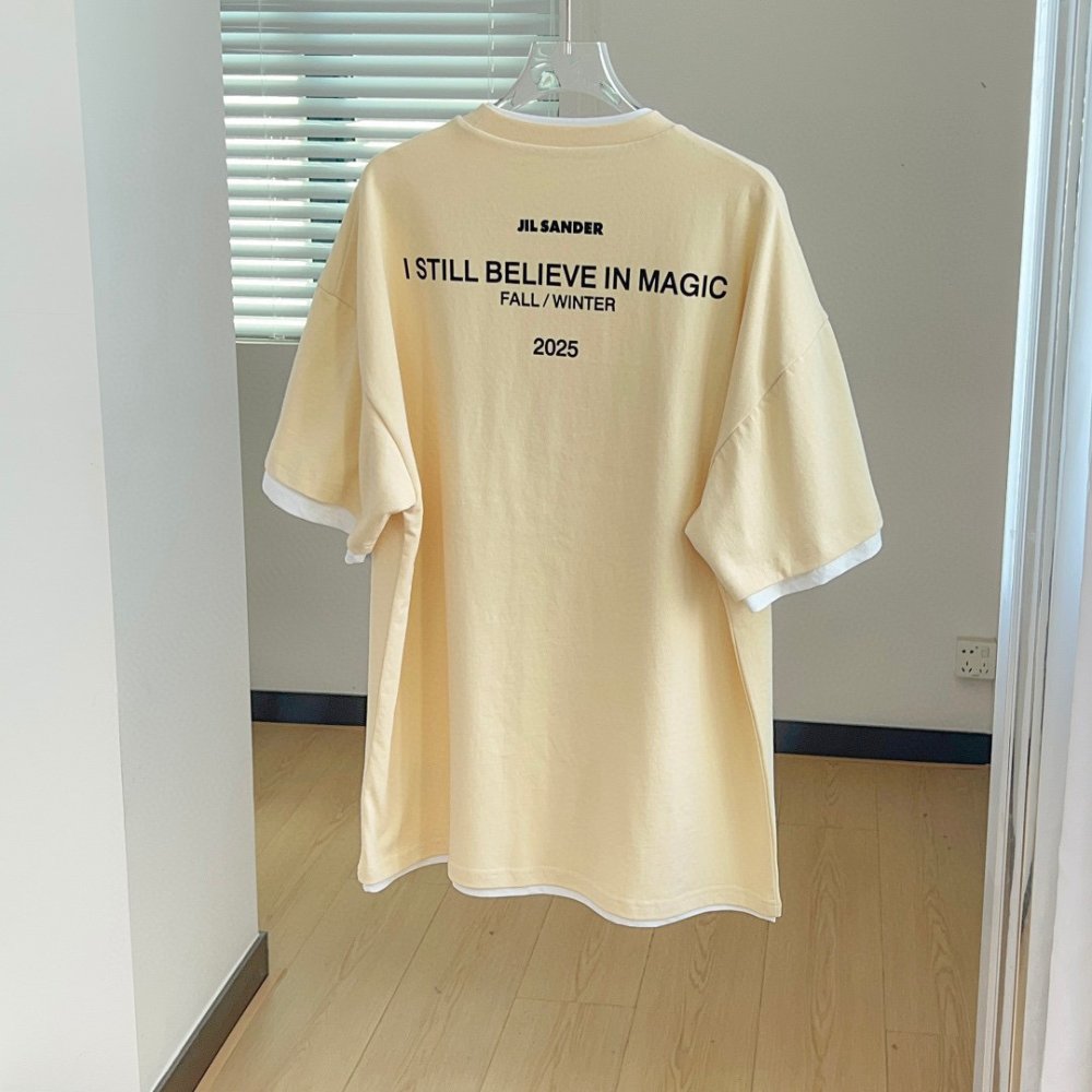 T-shirt women's фото 7