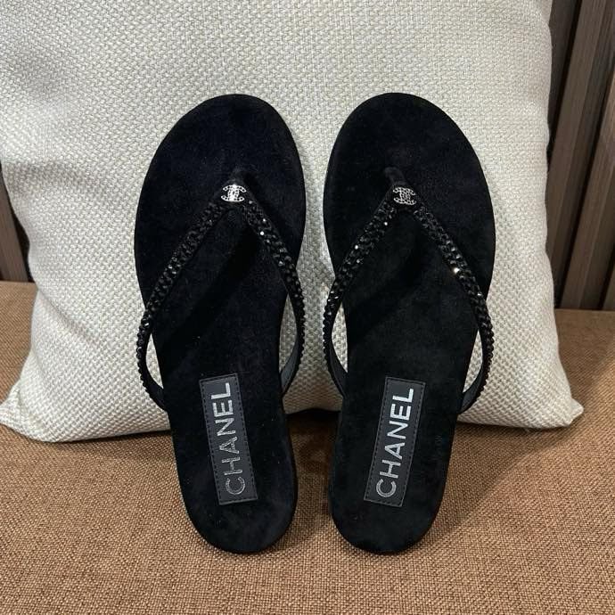 Шлепанцы Chanel 25C
