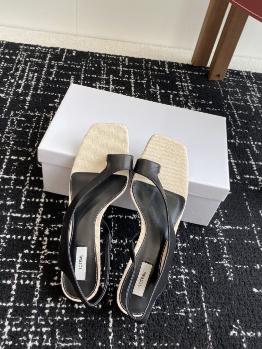 Босоніжки фото 4