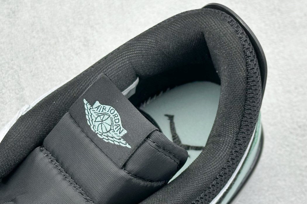 Кроссовки Air Jordan Legacy 312 Low фото 8