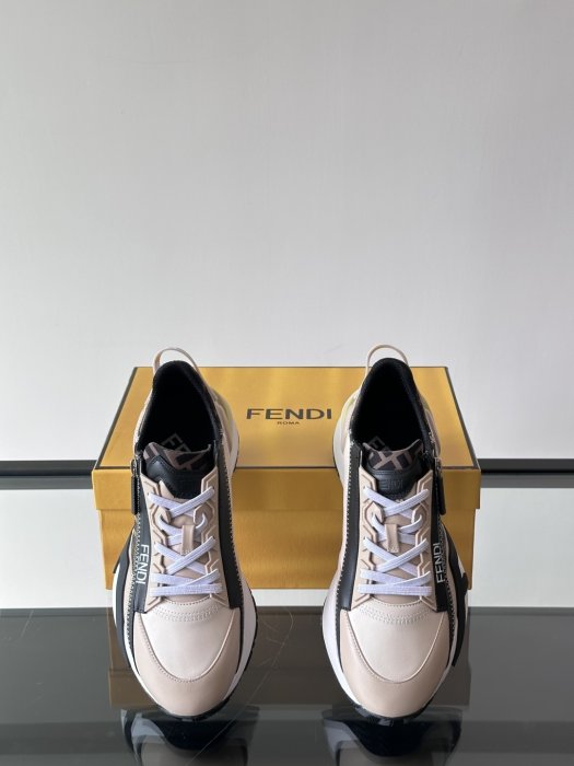 Кросівки чоловічі фото 6