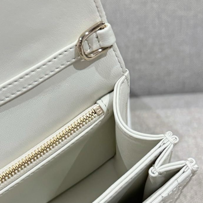 A bag Miss Dior leather women's 24 cm фото 7