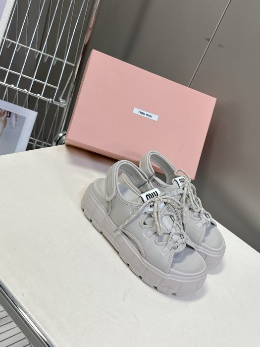 Кроссовки фото 2