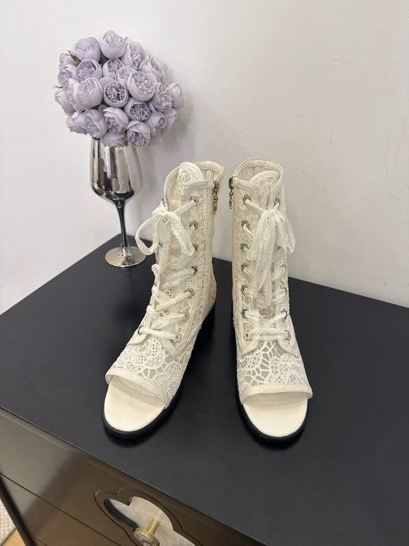 Ботинки женские фото 5