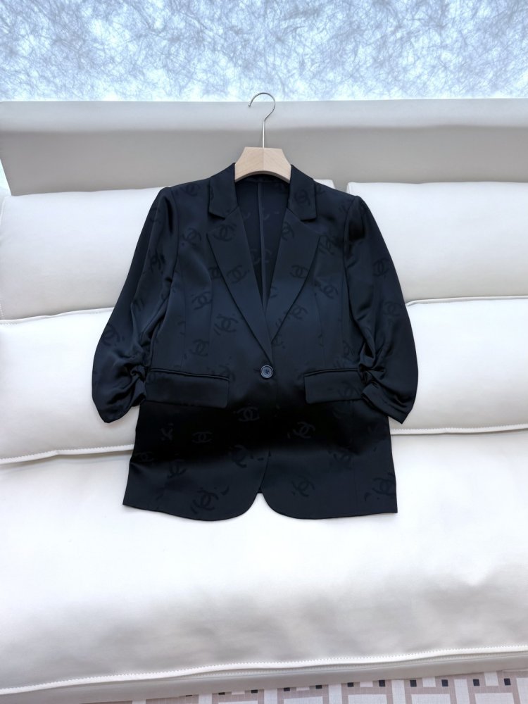 Костюм женский фото 5