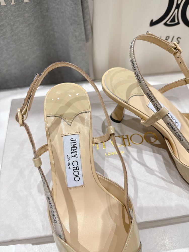 Босоніжки фото 6