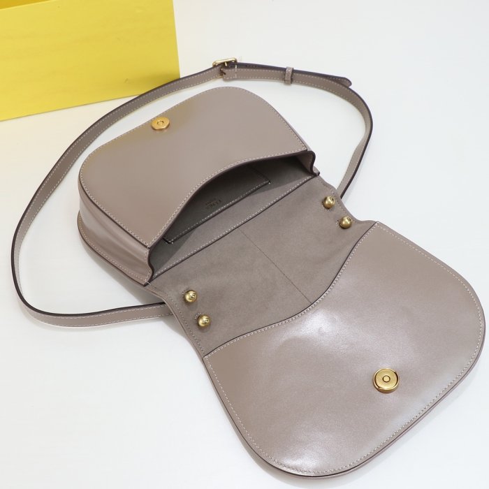 Сумка женская Fendi C'mon 25 см фото 8