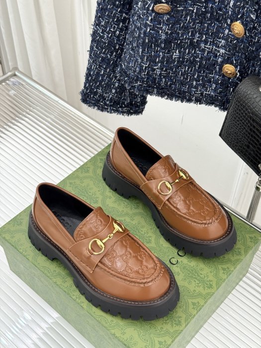 Туфли женские фото 3