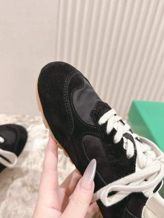 Кроссовки фото 4