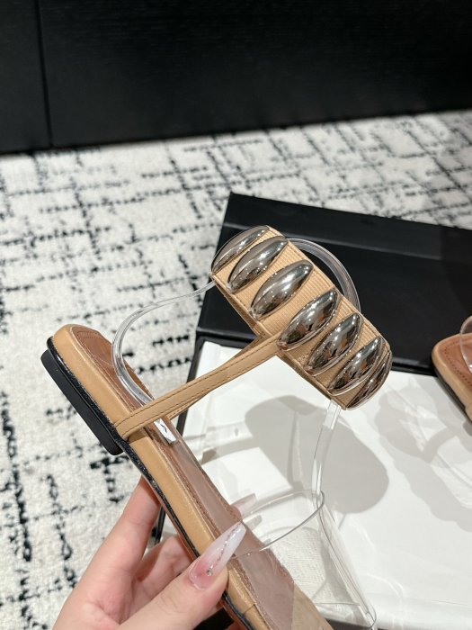 Сандалии женские фото 8