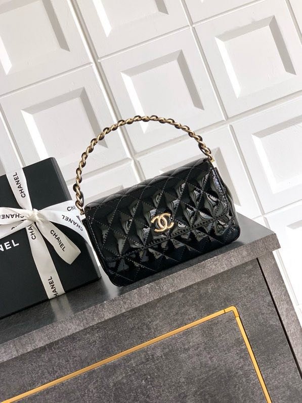 Сумка кожаная CHANEL 25P 18 см