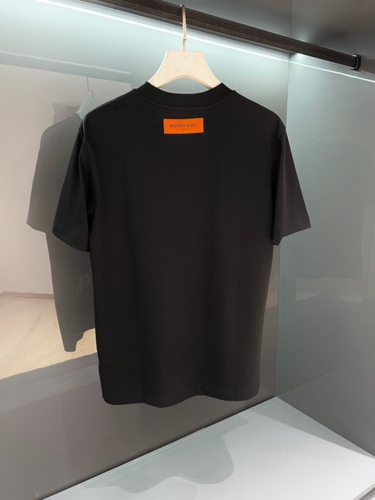 T-shirt men's фото 4