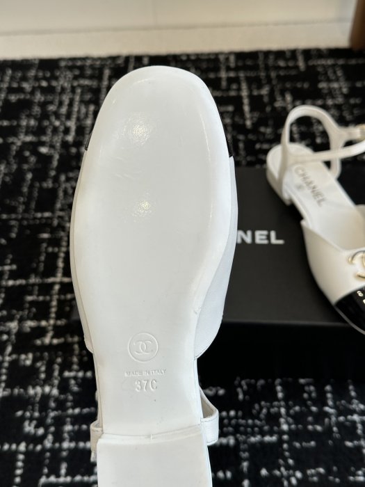 Босоножки фото 9