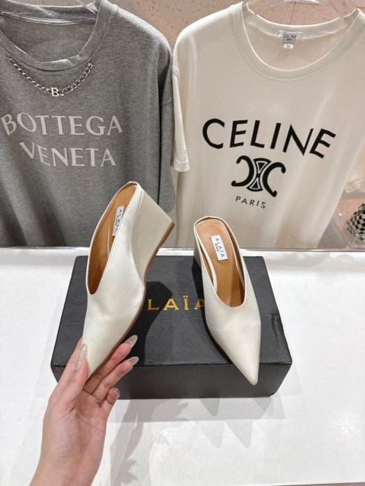 Босоножки фото 4