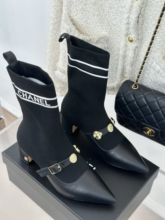 Ankle boots фото 4