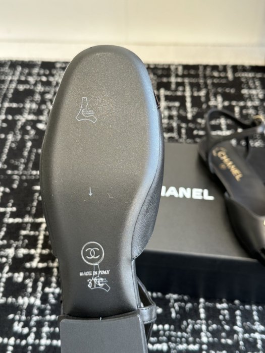 Босоножки фото 9