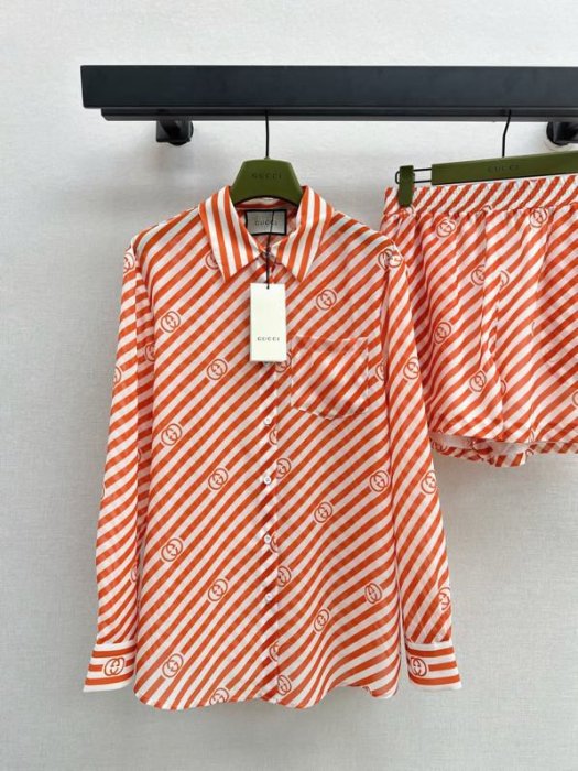 Костюм жіночий фото 6