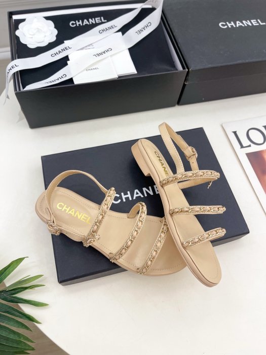 Сандалии женские фото 2