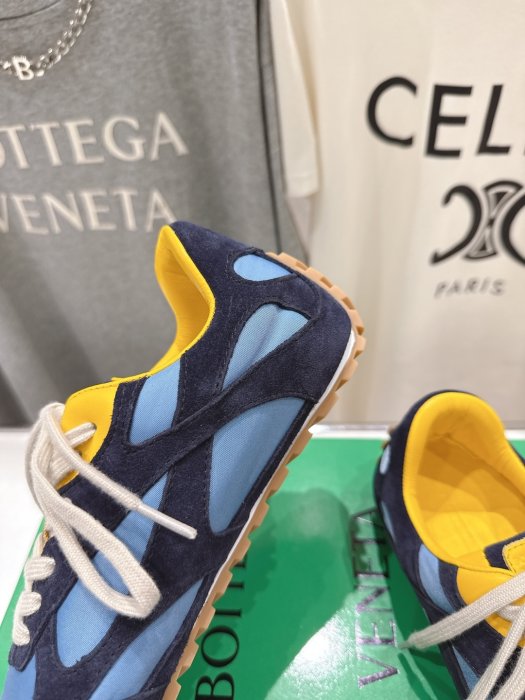 Кроссовки фото 6