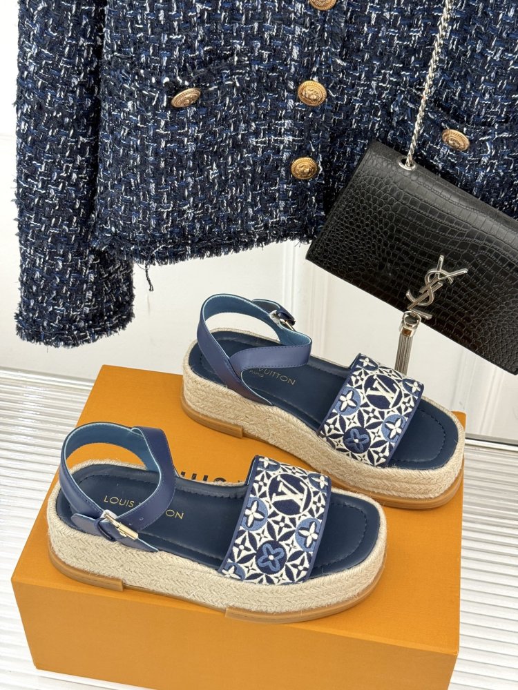 Босоніжки фото 3