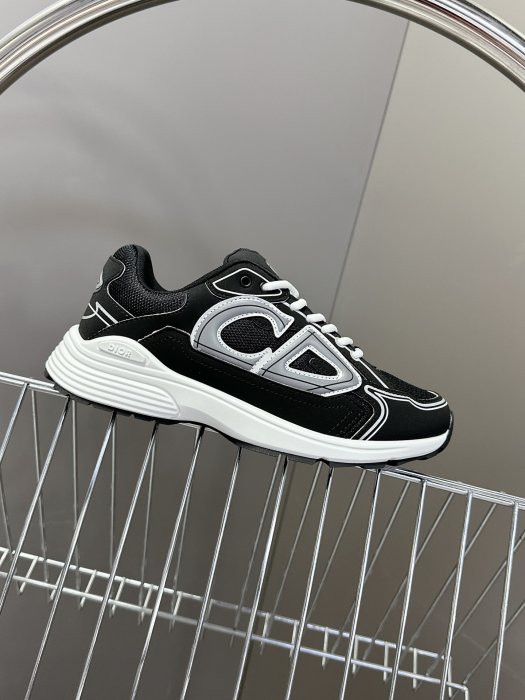 Кроссовки фото 5