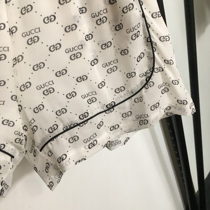 Costume female фото 3