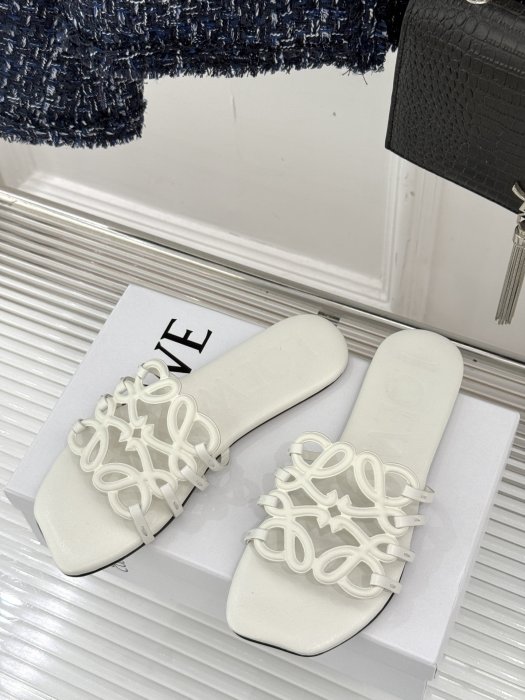 Шлепанцы фото 2