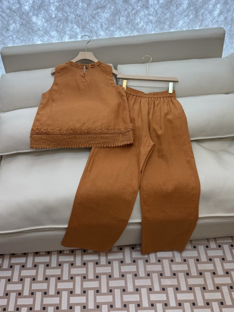 Костюм женский фото 4