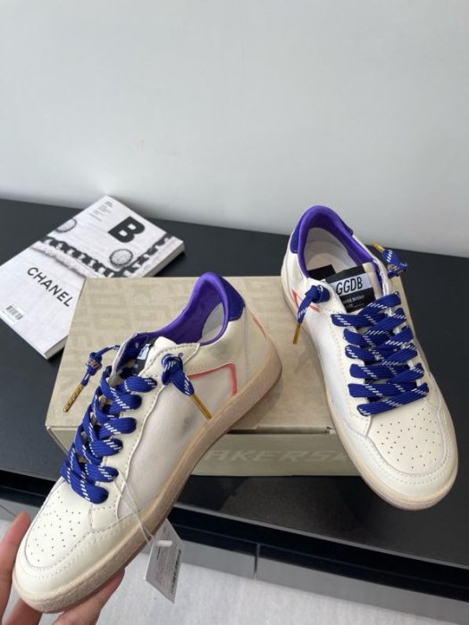 Кроссовки женские фото 8