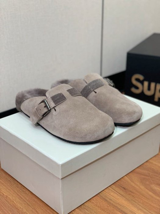 Slippers