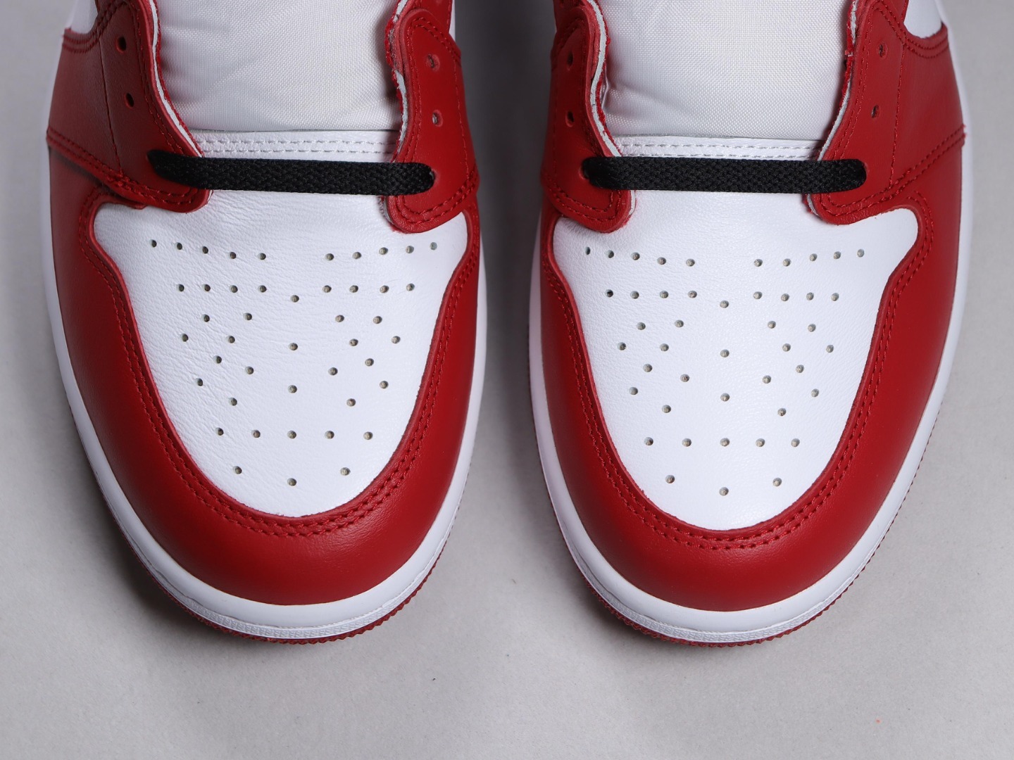 Sneakers Jordan 1 Retro Chicago (2015) - 555088-101 фото 7