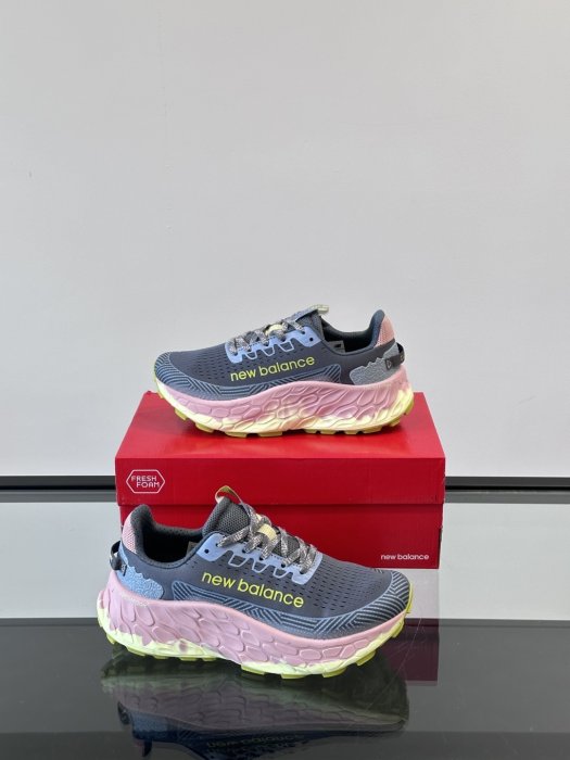 Кросівки New Balance More Trail V3 фото 4