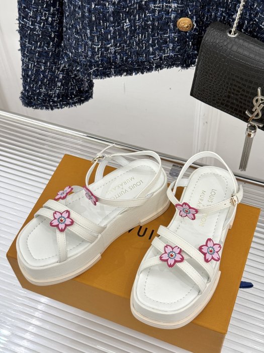 Sandals women's фото 2