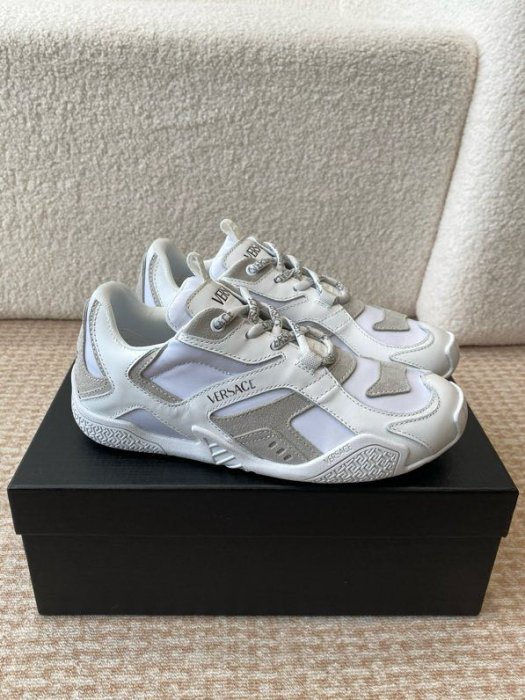 Кроссовки фото 7