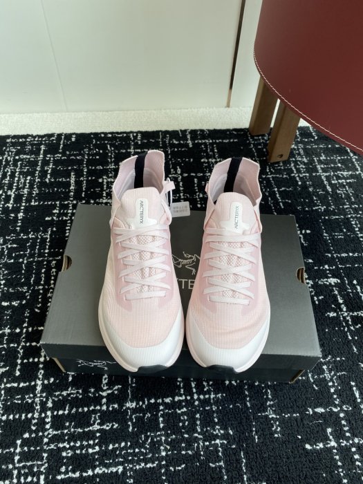 Кроссовки ARC'TERYX Konseal