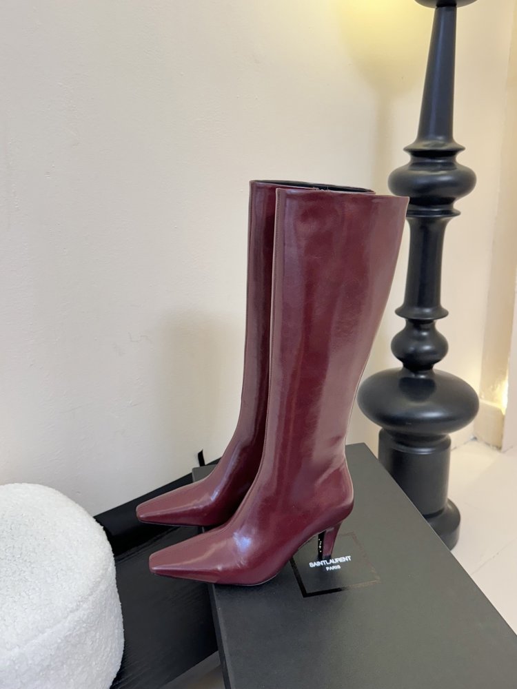 Сапоги женские фото 5