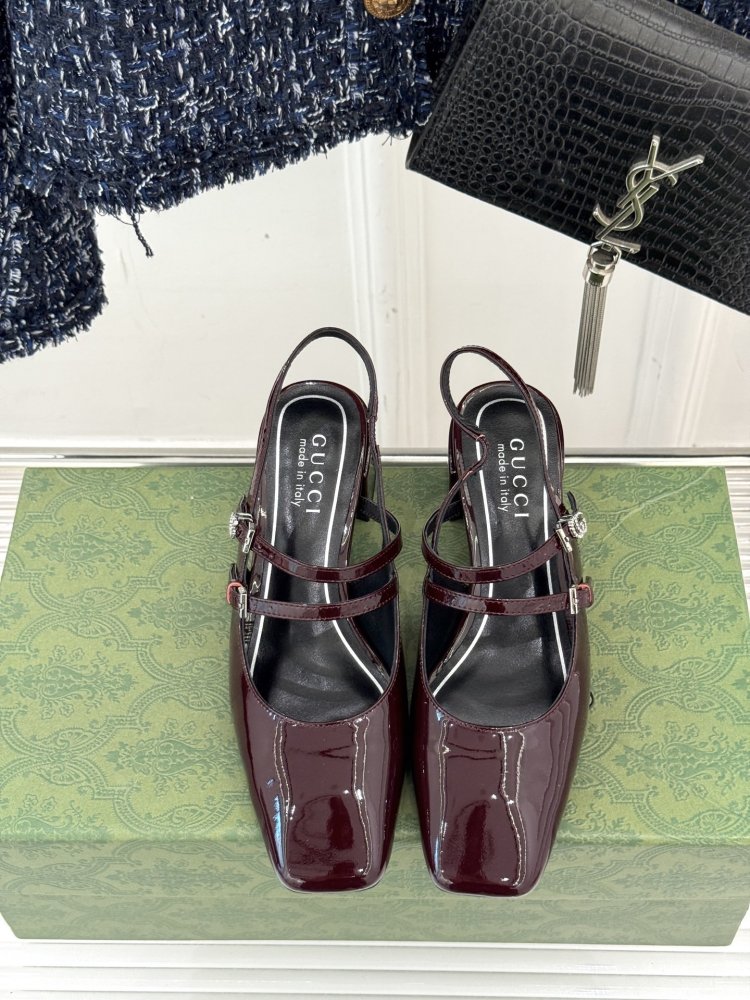 Босоножки фото 4