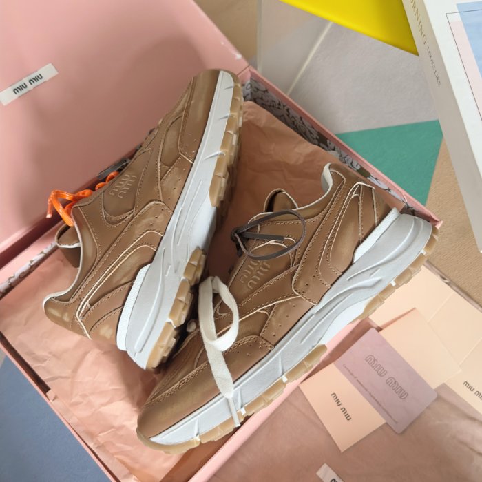 Кроссовки фото 6