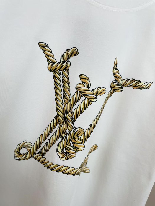 T-shirt men's фото 4