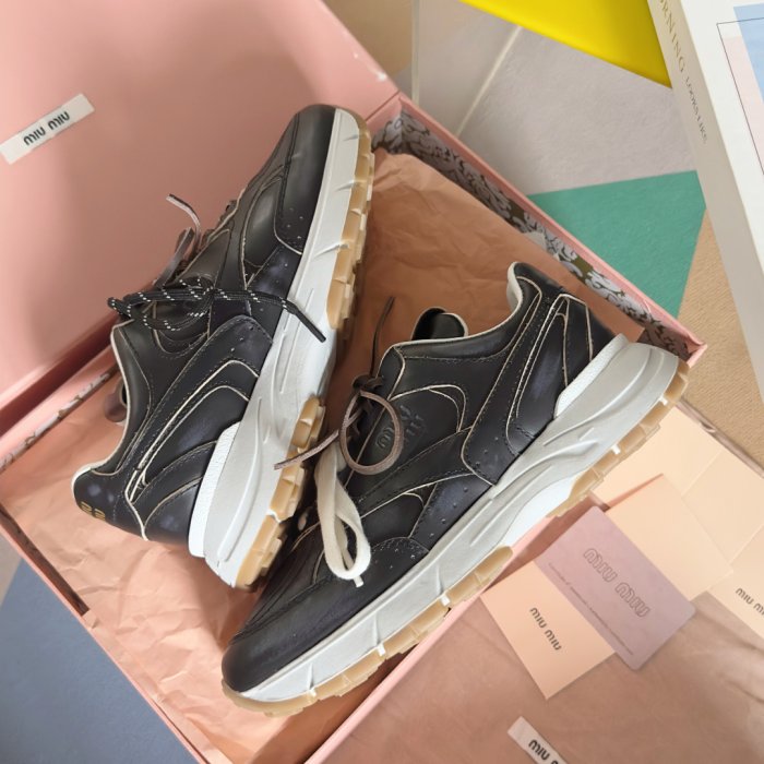 Кроссовки фото 6